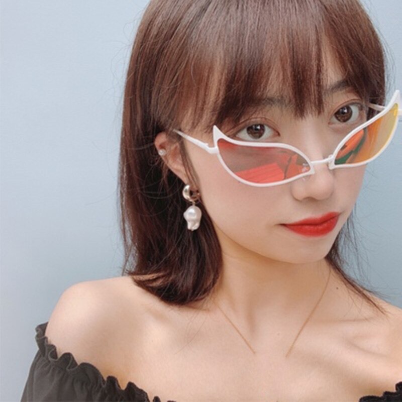 Lmononoei One Piece Donquixote Doflamingo sunglasses cosplay Accessories  Glasses with box