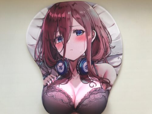 The Quintessential Quintuplets Mouse Pad photo review